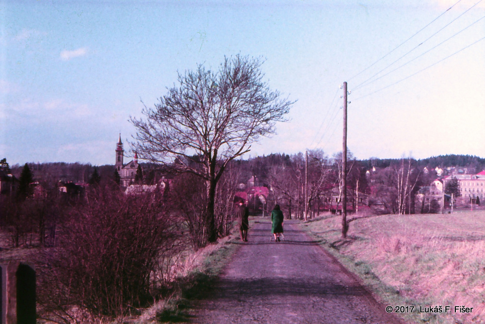 Cesta od koupaliště k elektrárně, 1977