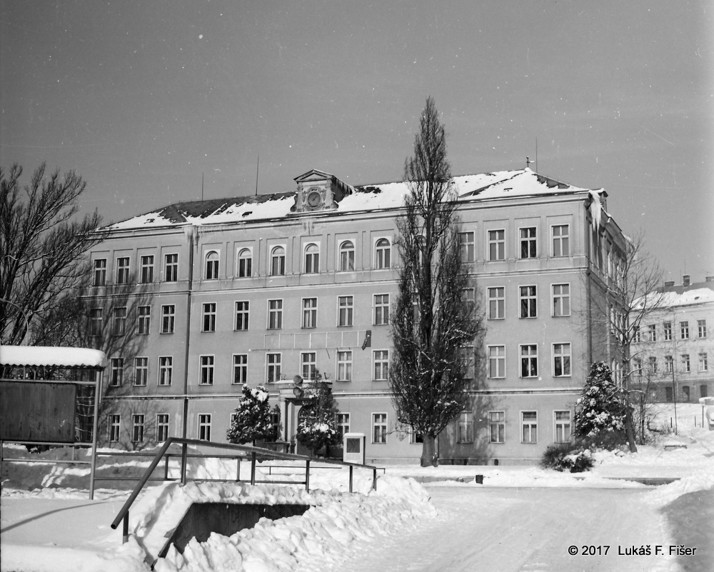 Škola, 1980